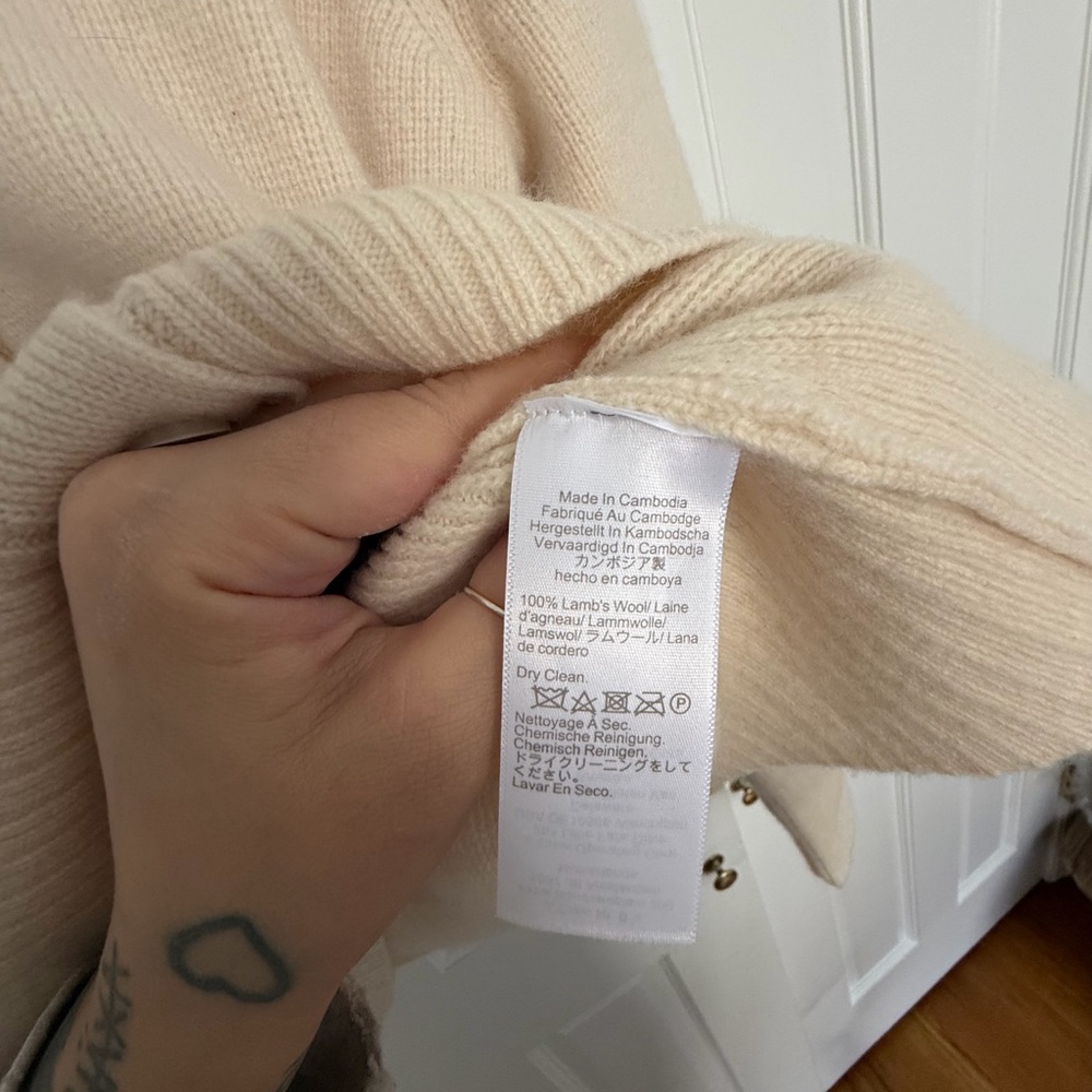 J. Crew Women's 100% Lambs Wool Cardigan - Picture 3 of 5